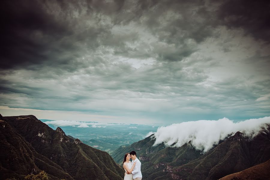 Fotografo di matrimoni Volnei Souza (volneisouzabnu). Foto del 19 dicembre 2018