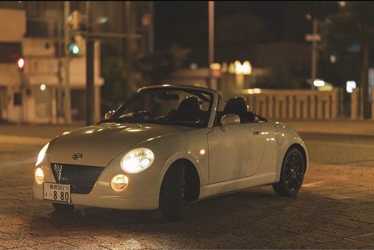 コペンのオープンカー・ナイトドライブ・カラコロ工房に関するカスタム事例の投稿画像1枚目