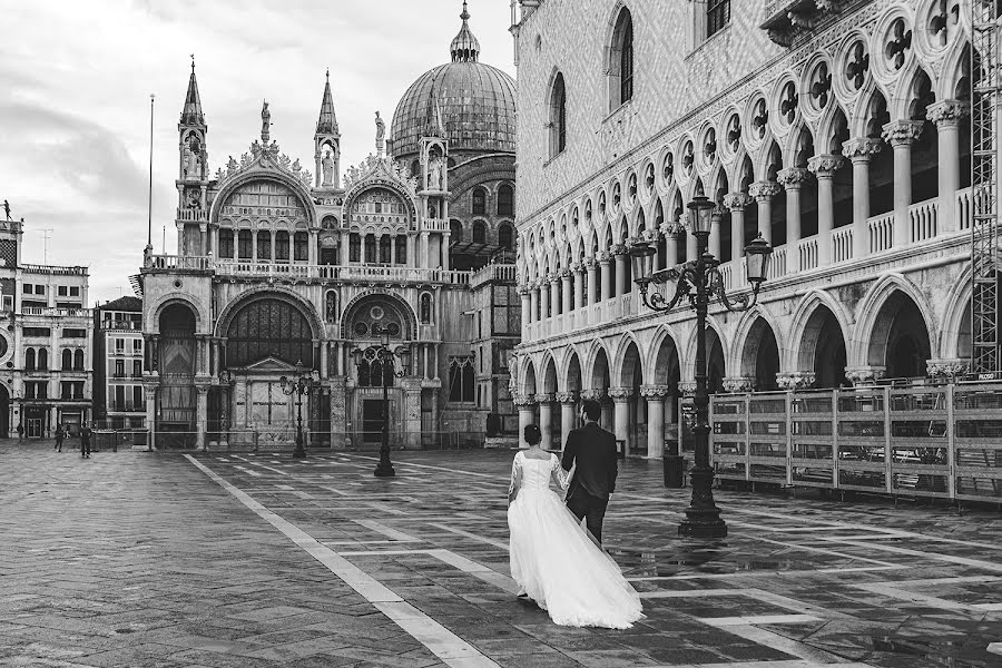 Fotografo di matrimoni Evelina Broumer (broumerevelina). Foto del 9 maggio