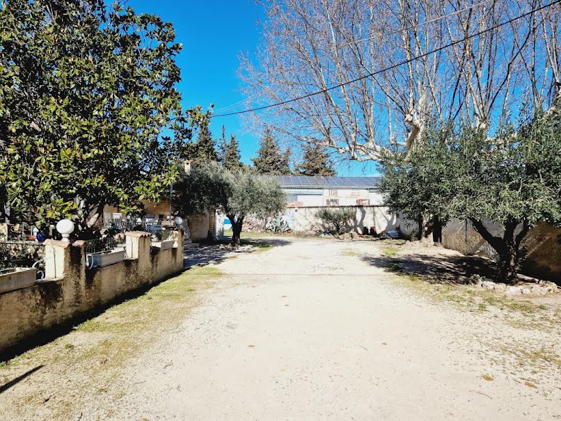 Vente maison 5 pièces 174 m² à Morières-lès-Avignon (84310), 357 000 €