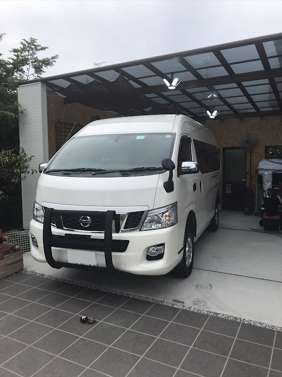NV350キャラバンの車検から帰還・COOPER DISCOVERER STT PRO・スーパーロングワイドボディハイルーフ・高そうで高くない少し高い車に関するカスタム事例の投稿画像1枚目
