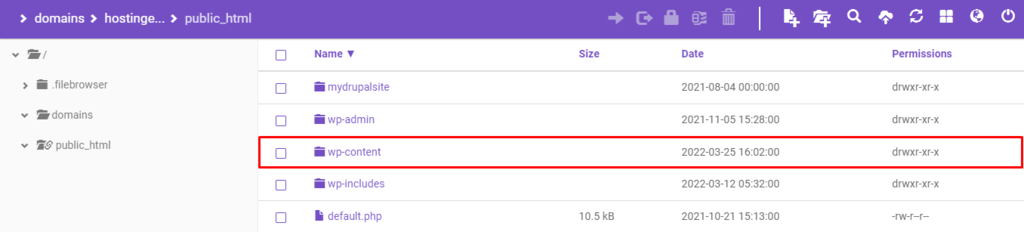 Destaque para a pasta wp-content no gerenciador de arquivos da Hostinger