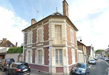 maison à Villeneuve-sur-Yonne (89)