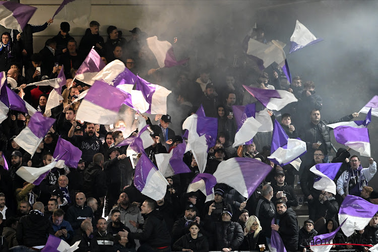 📷 Des supporters furieux envoient un message clair à la Pro League