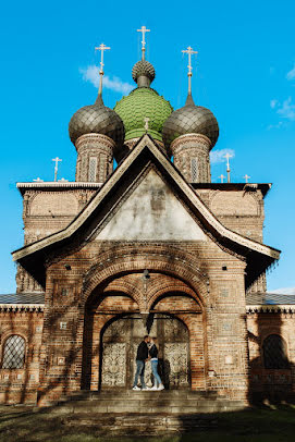 Fotógrafo de casamento Andrey Morokhin (photograff76). Foto de 3 de maio 2018