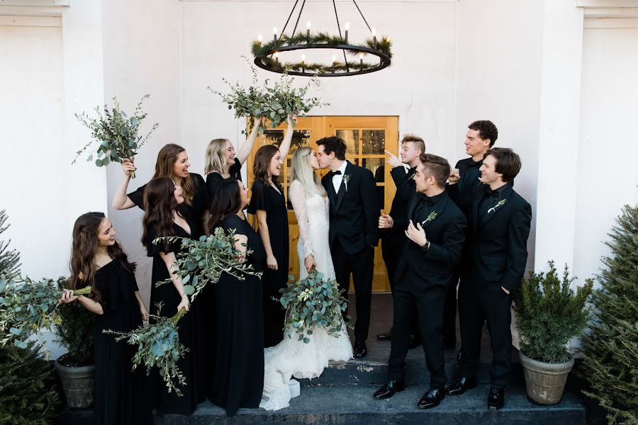 Wedding photographer Rebekah Thompson (rebekahthompson). Photo of 30 December 2019