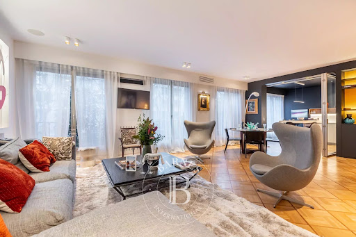 Apartment 3