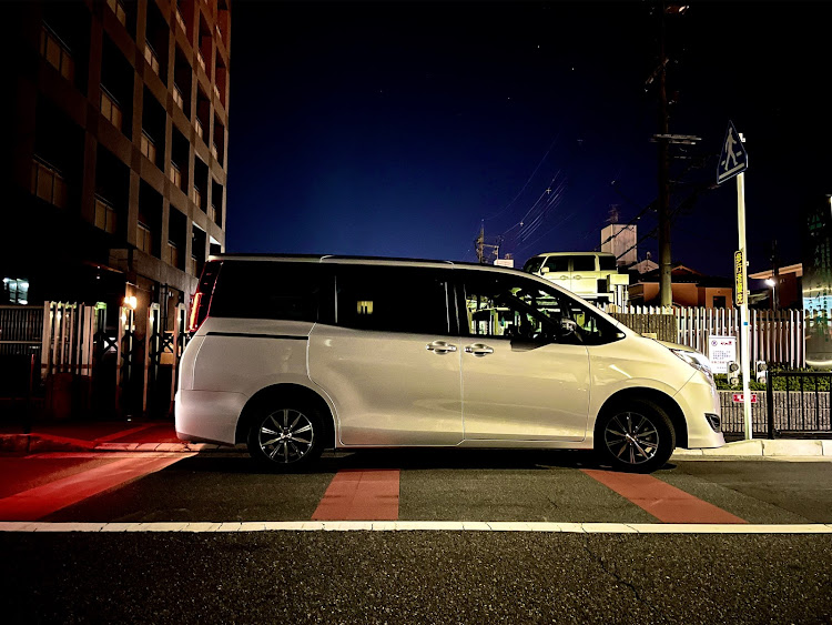 ノアの#納車・#ノアxに関するカスタム事例の投稿画像2枚目