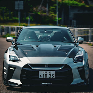 NISSAN GT-R R35