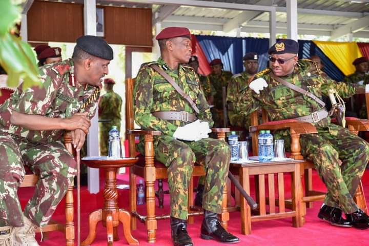 Deputy inspector generals of police Noor Gabow (left), Edward Mbugua converse with IG Japhet Koome at the National police college Embakasi ‘B’ campus on Jaunary 9, 2022.