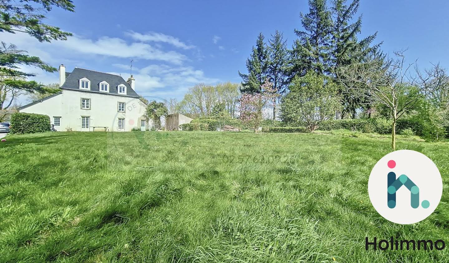 House with garden Saint-Avé