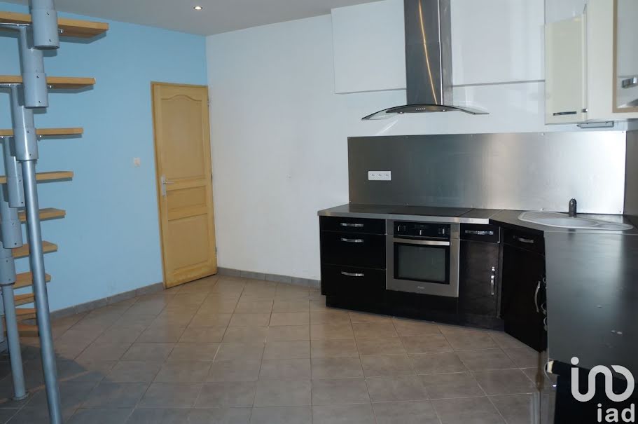 Vente maison 4 pièces 93 m² à Moulins (03000), 106 000 €