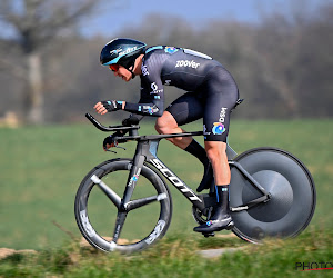 Broer van Søren Kragh Andersen hangt fiets aan de haak en wordt loodgieter en energiespecialist