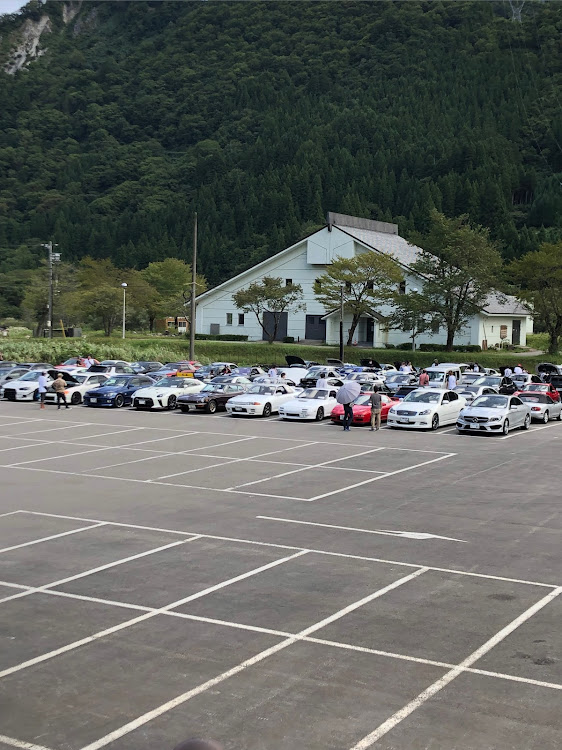 スカイラインの白川郷MT・他力本願・いつも、いいね！有り難う御座います🙇・台風に気をつけて下さい・投稿の秋に関するカスタム事例の投稿画像4枚目