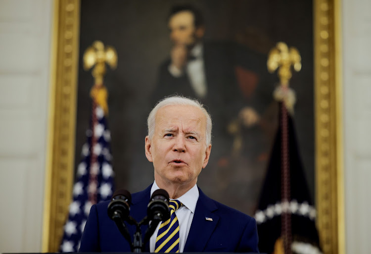 U.S. President Joe Biden speaks about the administration's coronavirus disease (COVID-19) response and the vaccination program during brief remarks in the State Dining Room of the White House in Washington, U.S., June 18, 2021. REUTERS/Carlos Barria