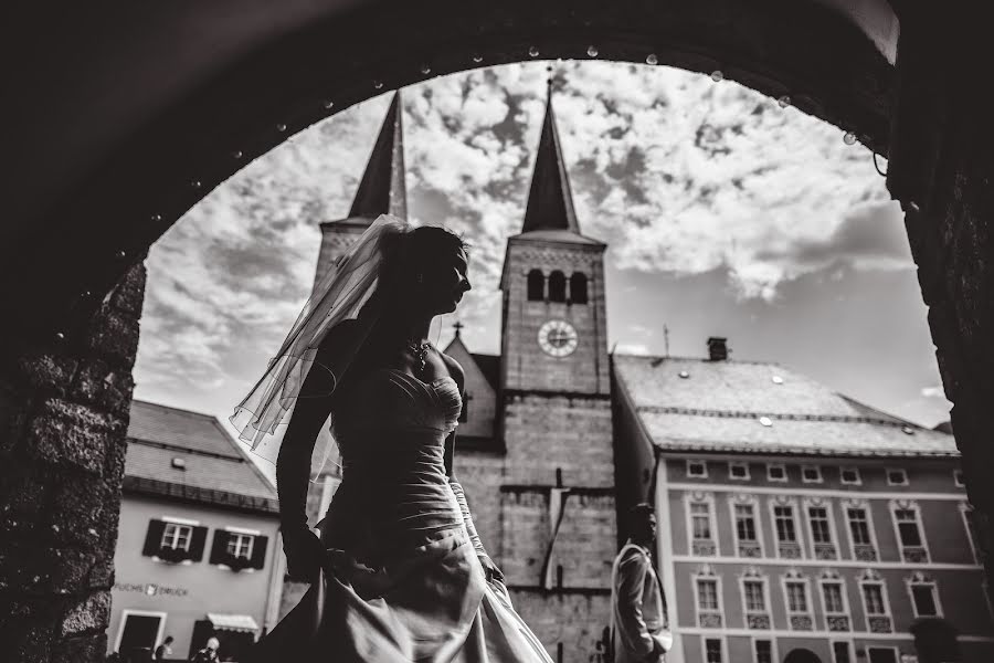 Fotógrafo de casamento Sergio Mazurini (mazur). Foto de 2 de outubro 2016