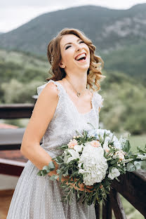 Wedding photographer Aleksandr Berezhnov (berezhnov). Photo of 26 October 2018