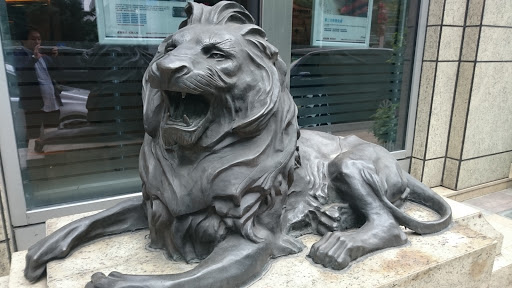 BRONZE LION