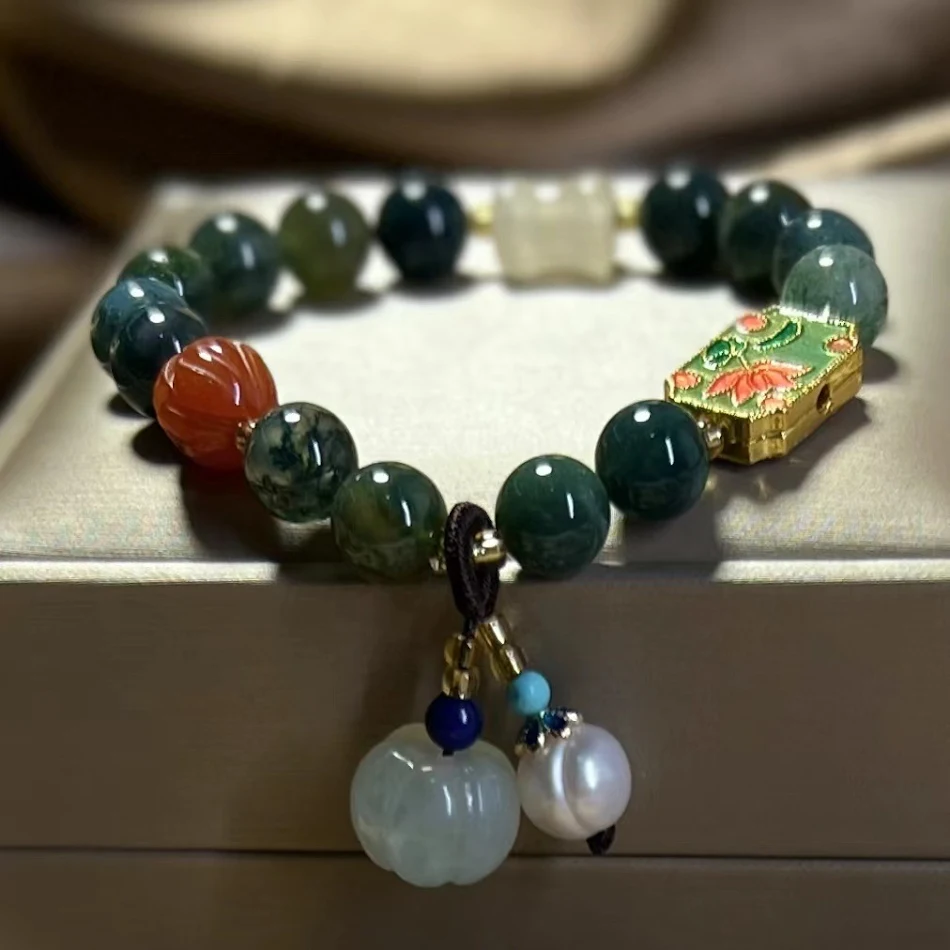 Bracelet en agate avec plantes aquatiques naturelles pour femmes Style national rétro pour un look vintage et élégant au quotidien.