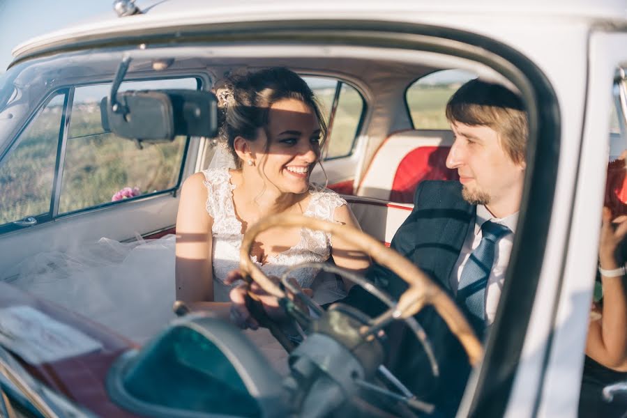 Wedding photographer Alena Kurbatova (alenakurbatova). Photo of 20 February 2018