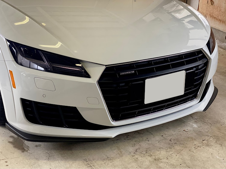 TT クーペのシフトノブ・ラッピングシート・スエードシート・ダベリング・楽しい時間に関するカスタム事例の投稿画像3枚目