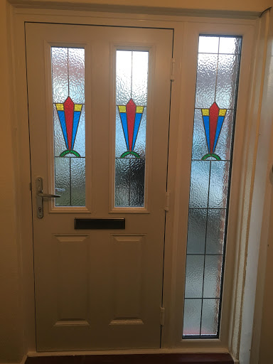 Replica leads 