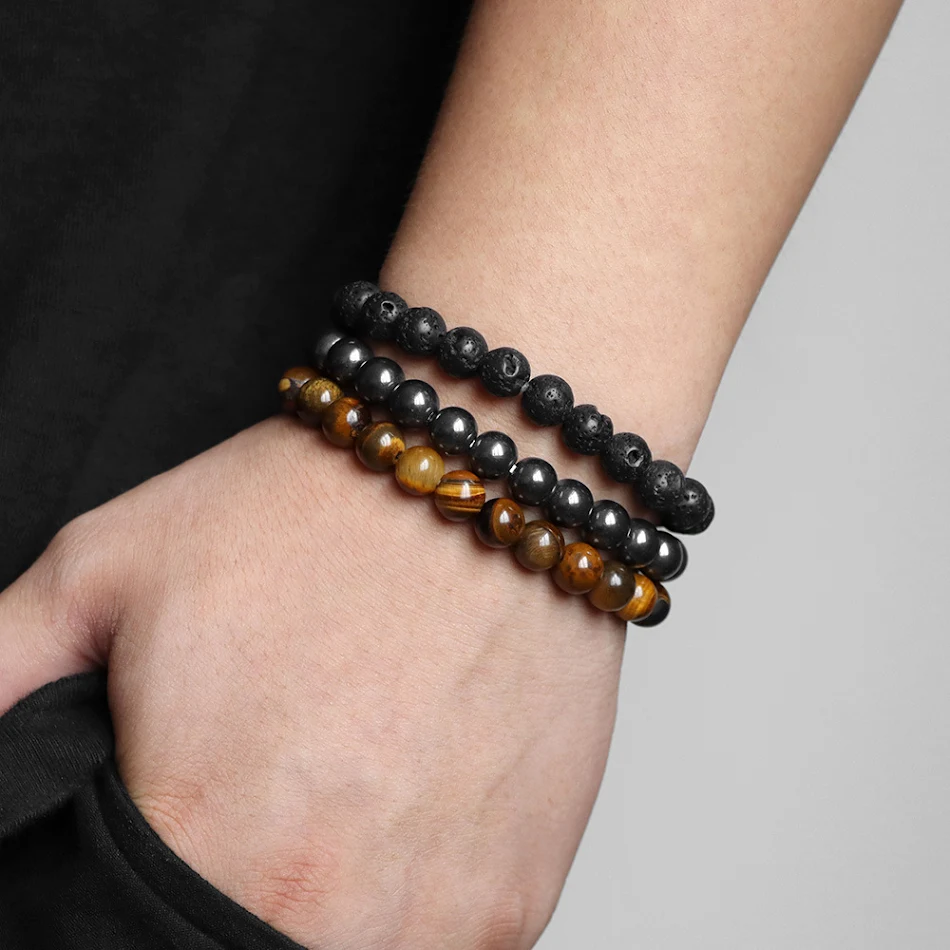 Herenarmband met natuurstenen kralen. Stijlvol en duurzaam. Een perfecte accessoire voor elke man. Voegt karakter toe aan je outfit.