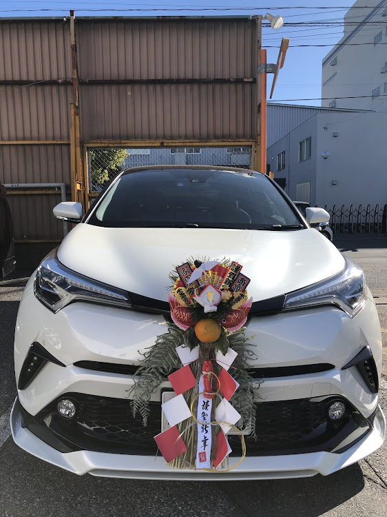 C-HRの2018ベストショット・門松・コラボ・アーティシャンスピリッツに関するカスタム事例の投稿画像3枚目