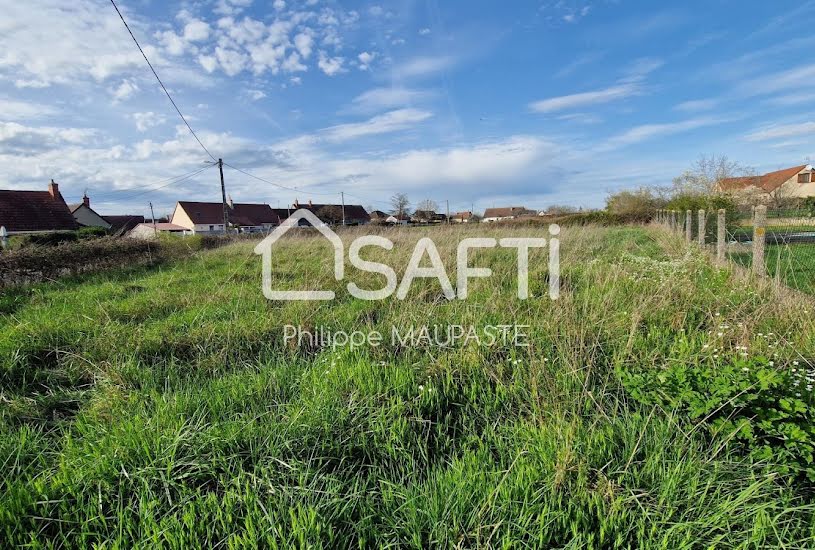  Vente Terrain à bâtir - 699m² à Mornay-sur-Allier (18600) 