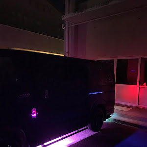 ハイエースバン TRH200V