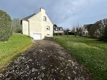 maison à Saint-Méloir-des-Ondes (35)