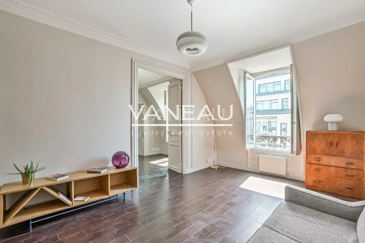 Apartment 3