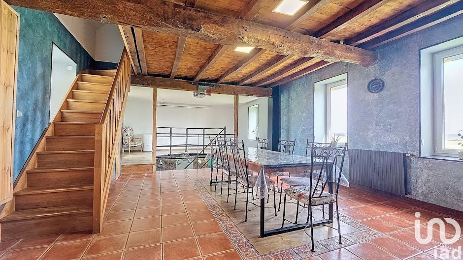 Vente ferme 7 pièces 248 m² à Chemilly (03210), 368 000 €