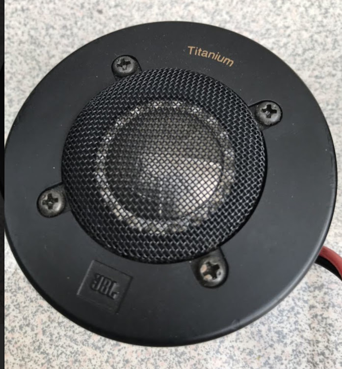 ステップワゴンのパッシブネットワーク自作・Fostex・ツイーター・パテ・コイル コンデンサーに関するカスタム事例の投稿画像17枚目
