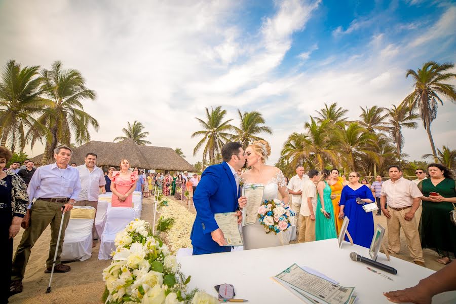 Fotógrafo de bodas Arturo Espinoza (plasmartestudio). Foto del 13 de noviembre 2022