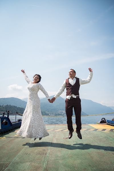 Fotógrafo de casamento Larisa Paschenko (laraphotographer). Foto de 23 de setembro 2018