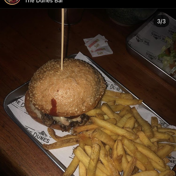 Gluten-Free Burgers at The Dunes Bar