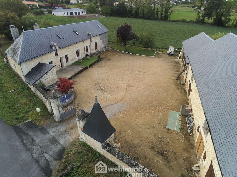 Vente maison 7 pièces 251 m² à Monthoiron (86210), 349 800 €