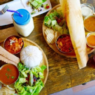 3 idiots toast & curry 三個傻瓜印度蔬食