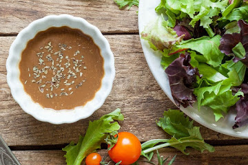 2-Minute Oil-Free Balsamic Dressing