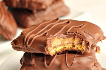 Disneyland's Chocolate Peanut Butter Sandwich Recipe