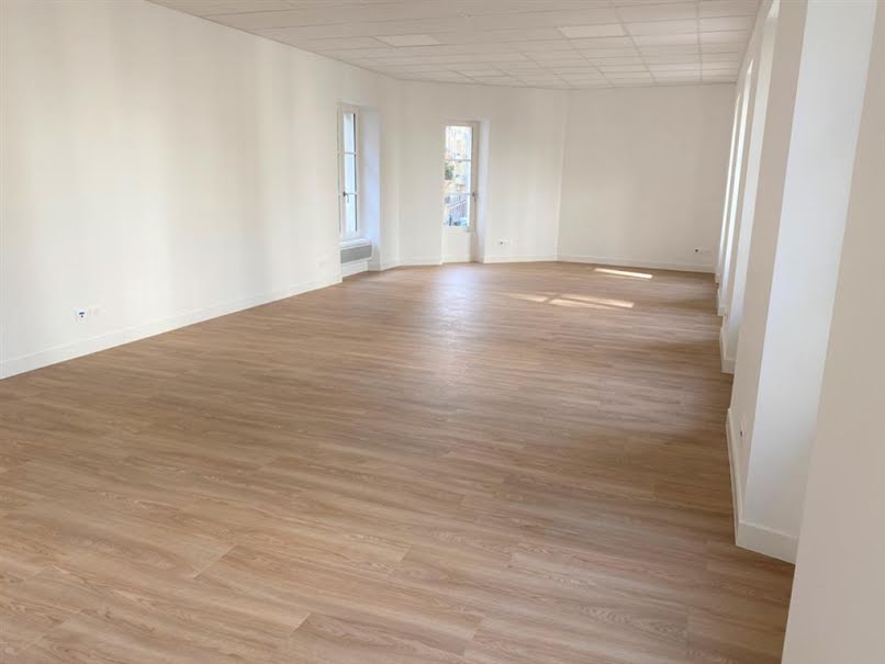 Location  locaux professionnels  154 m² à Paris 3ème (75003), 6 594 €