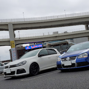 ゴルフ R32