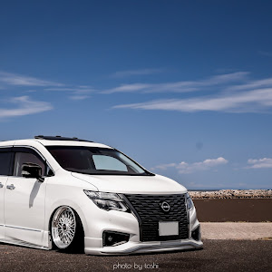 エルグランド TE52