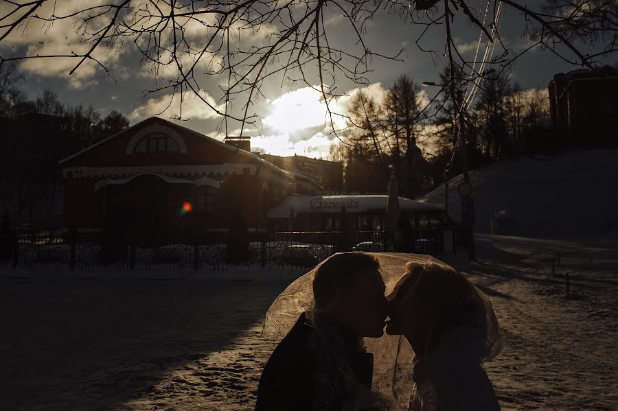 Bryllupsfotograf Anton Serenkov (aserenkov). Foto fra april 18 2018