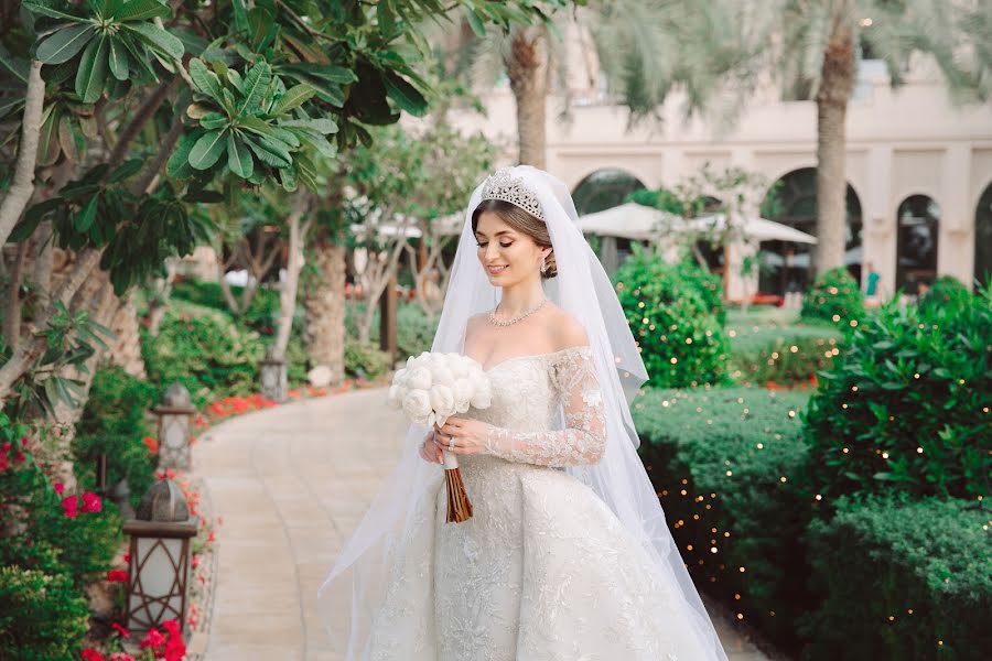 Wedding photographer Lidiya Beloshapkina (beloshapkina). Photo of 7 October 2019