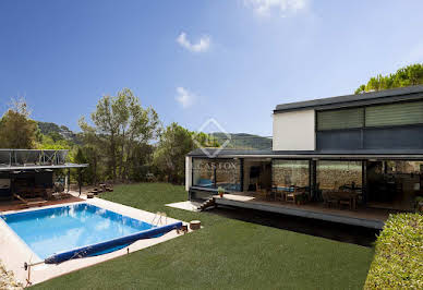 Villa 1