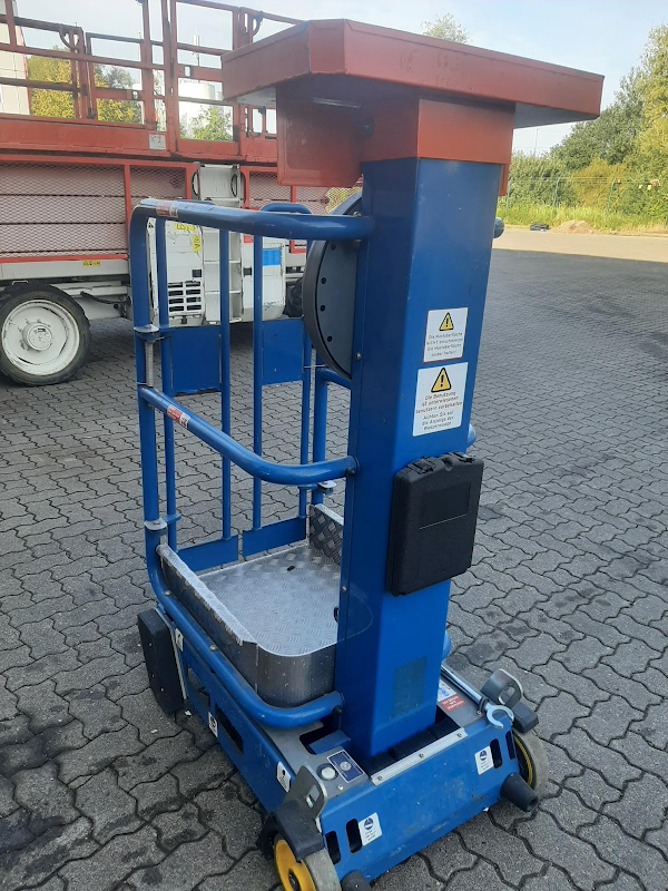 Picture of a POWER TOWERS PECOLIFT