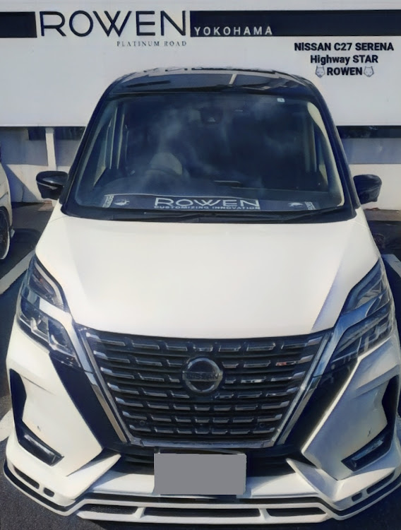セレナの愛車を1行で紹介・２月も宜しくお願いします・ROWENに関するカスタム事例の投稿画像1枚目