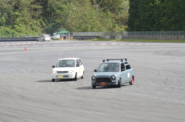 ミラジーノの富士スピードウェイ・PVCドリフト・軽ドリフトに関するカスタム事例の投稿画像1枚目